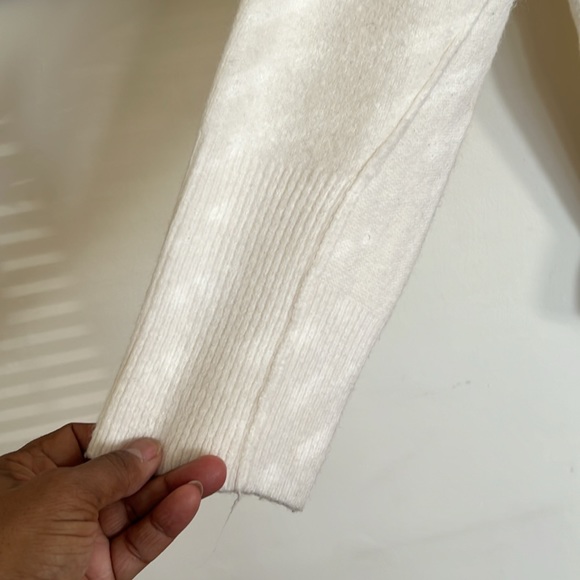 Free People Women’s Sweater - Picture 3 of 11